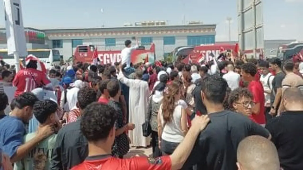 المنتخب الوطني يستقبل رسالة دعم من الدولة في مدينة العلمين الجديدة